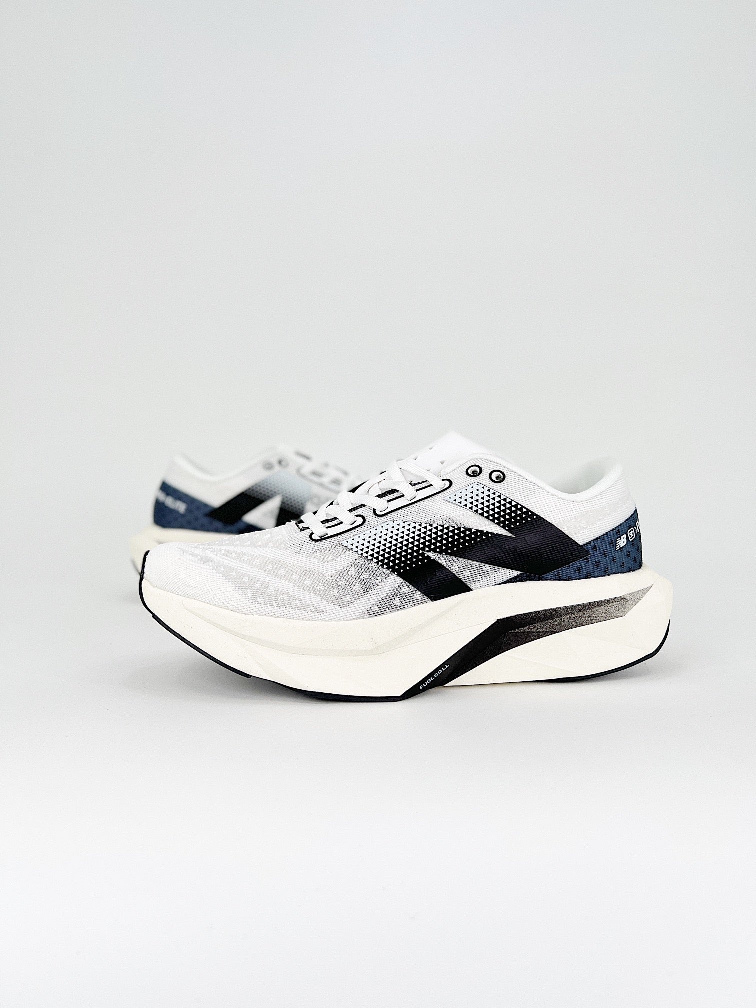 Tênis New Balance Fuelcell Supercomp Elite V4 'White Black' Branco/Preto - MFCPZSI