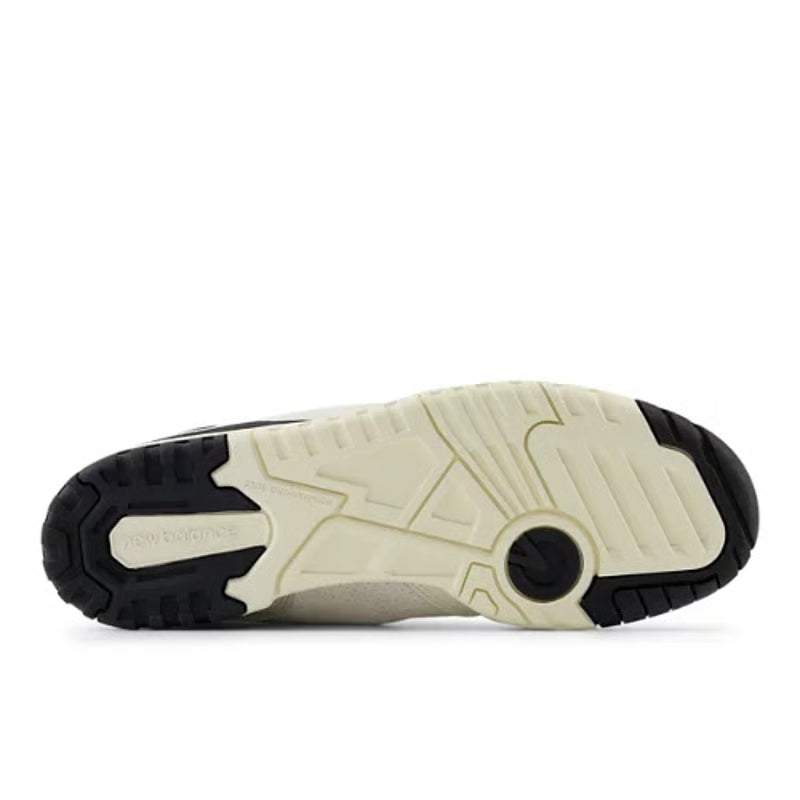Tênis New Balance 550 'Sea Salt Black' Preto / Branco - BB550LEG