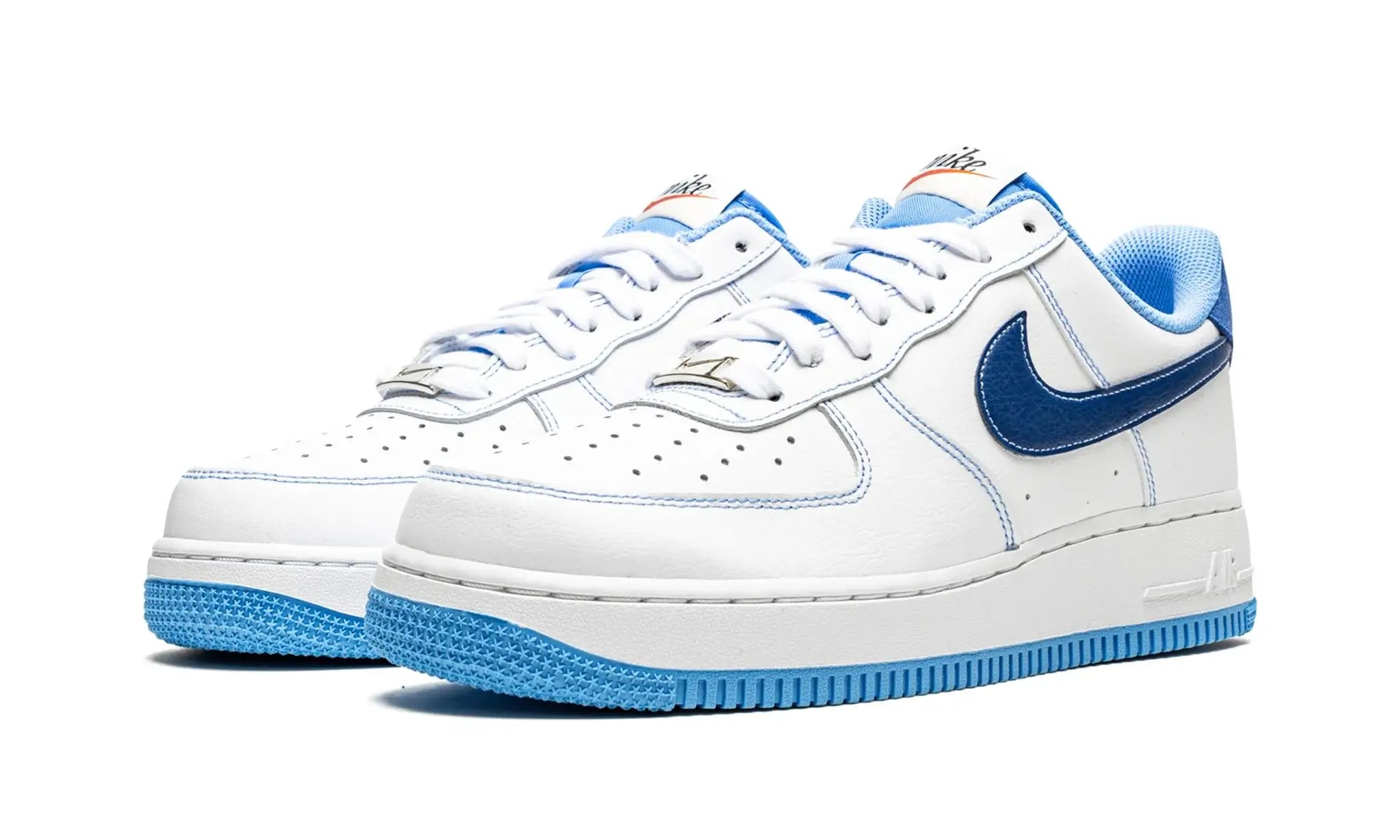 Tênis Air Force 1 Feminino "White University Blue" Branco / Azul - DA8478-100