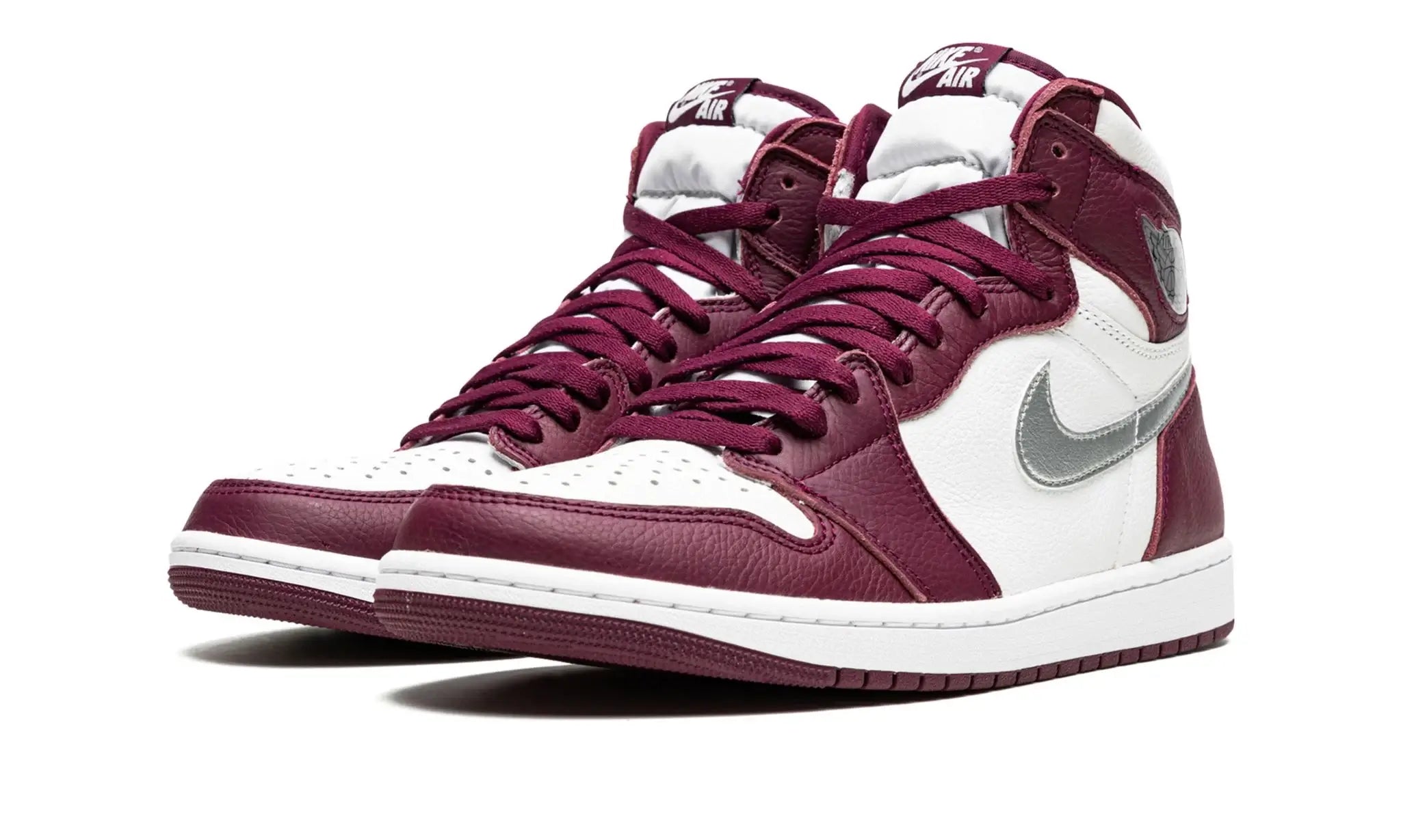 Tênis Air Jordan 1 High "Bordeaux" Bordô - 555088-611