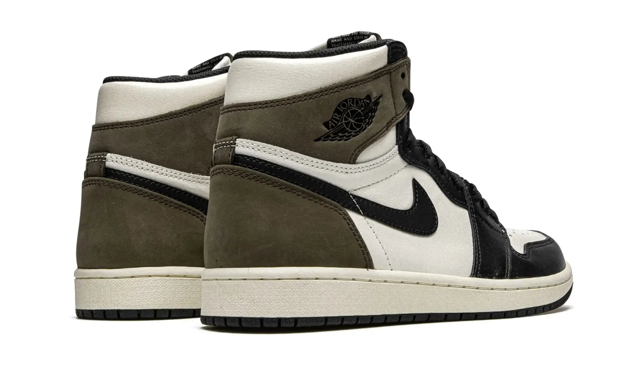 Tênis Air Jordan 1 High "Dark Mocha" Marrom - 555088-105
