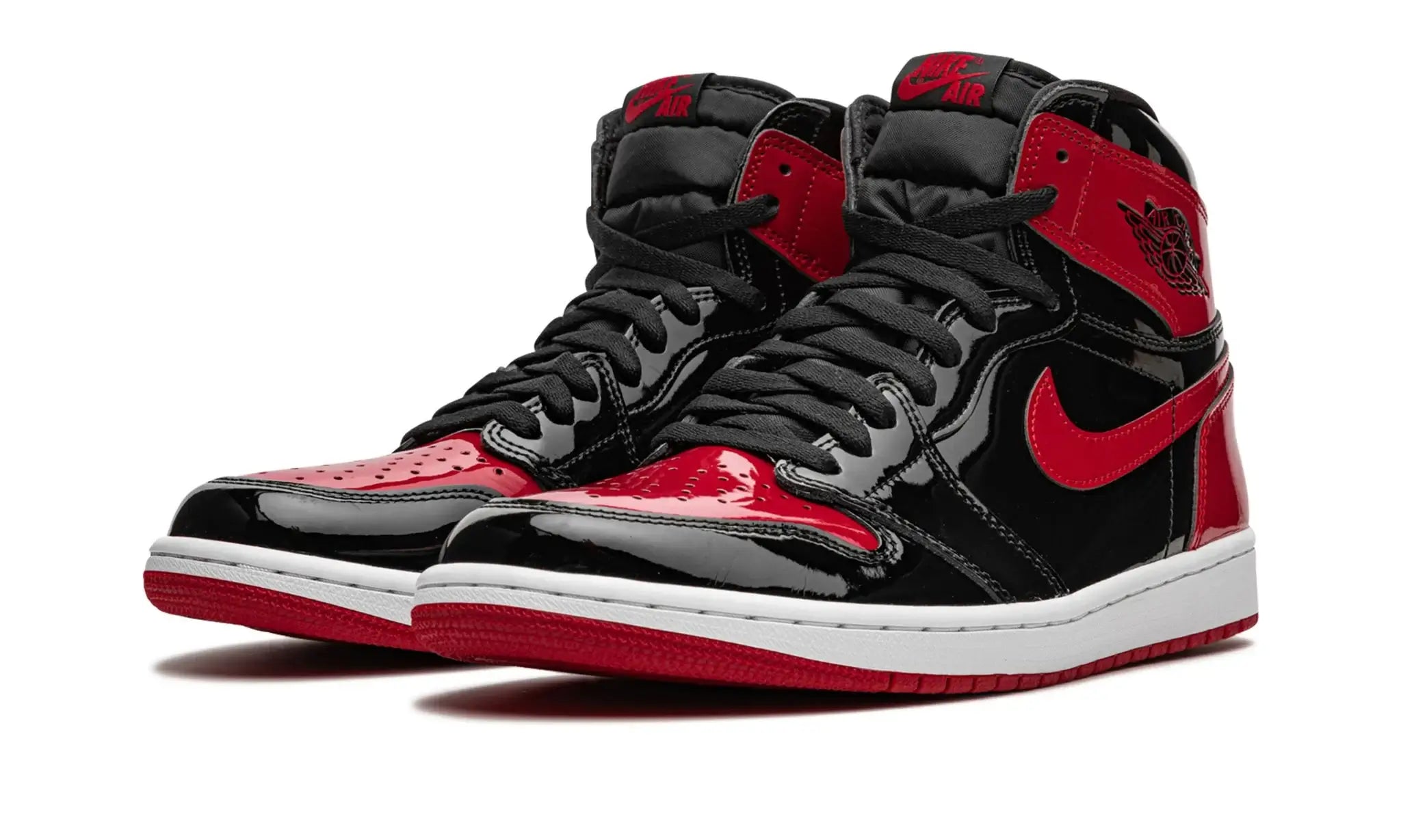 Tênis Air Jordan 1 High "Patent Bred" Vermelho / Preto - 555088-063