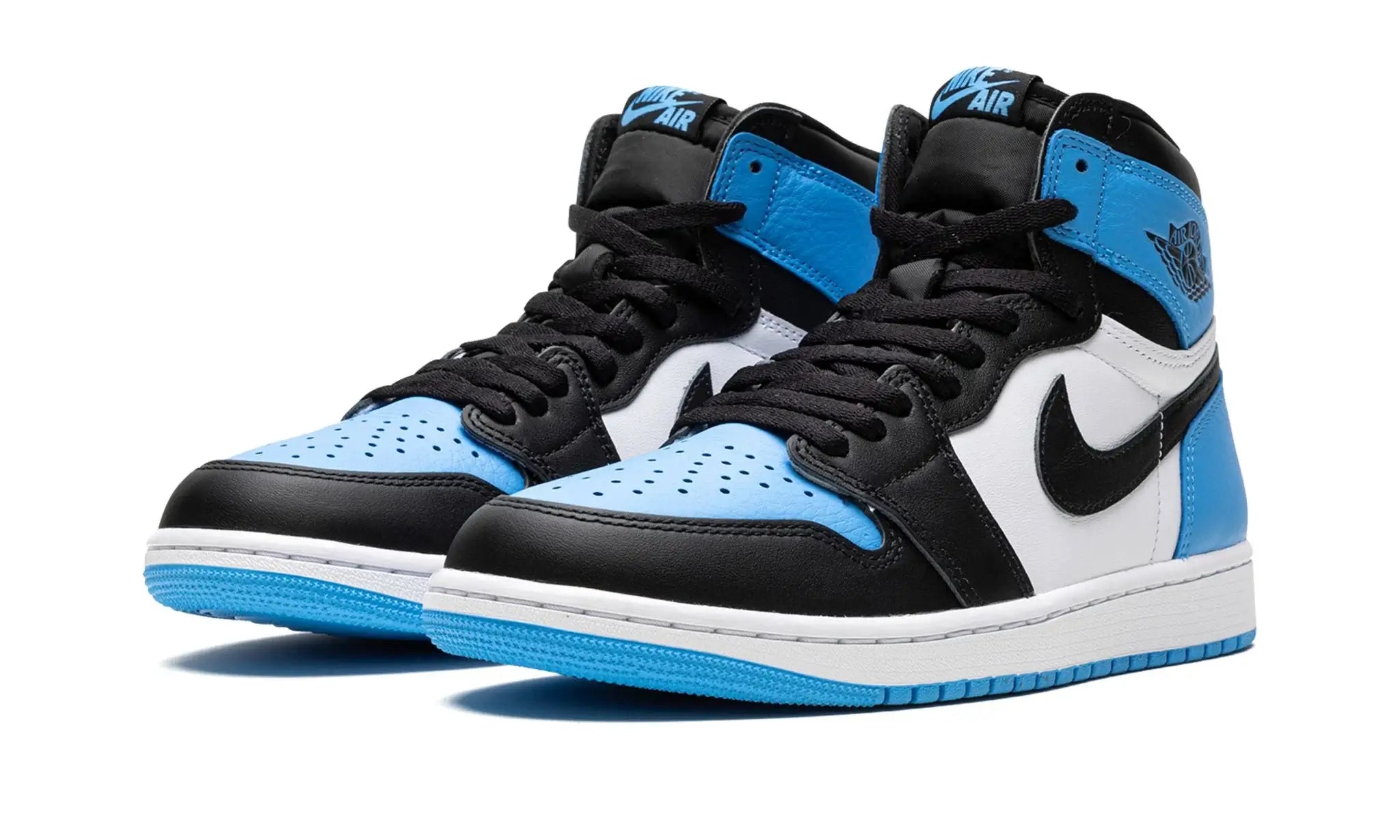 Tênis Air Jordan 1 High "UNC Toe" Azul - DZ5485-400