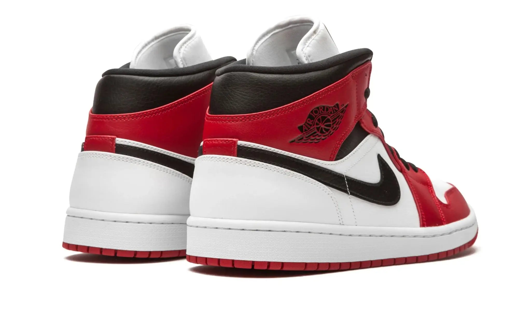 Tênis Air Jordan 1 Mid Feminino "Chicago White Heel" Vermelho / Branco - 554275-173