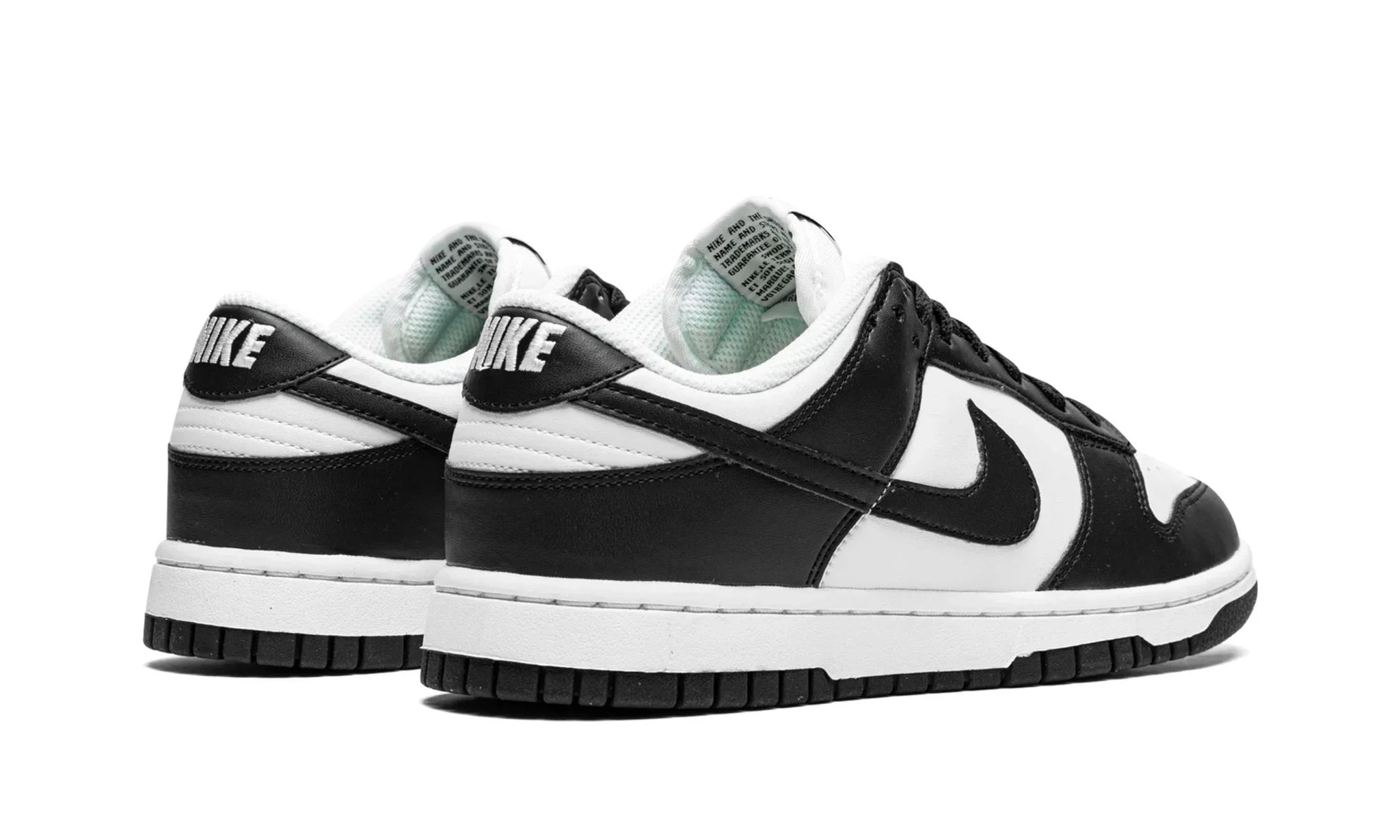 Tênis Nike Dunk Low Next Nature Feminino "Black and White" Preto e Branco - DD1873-102