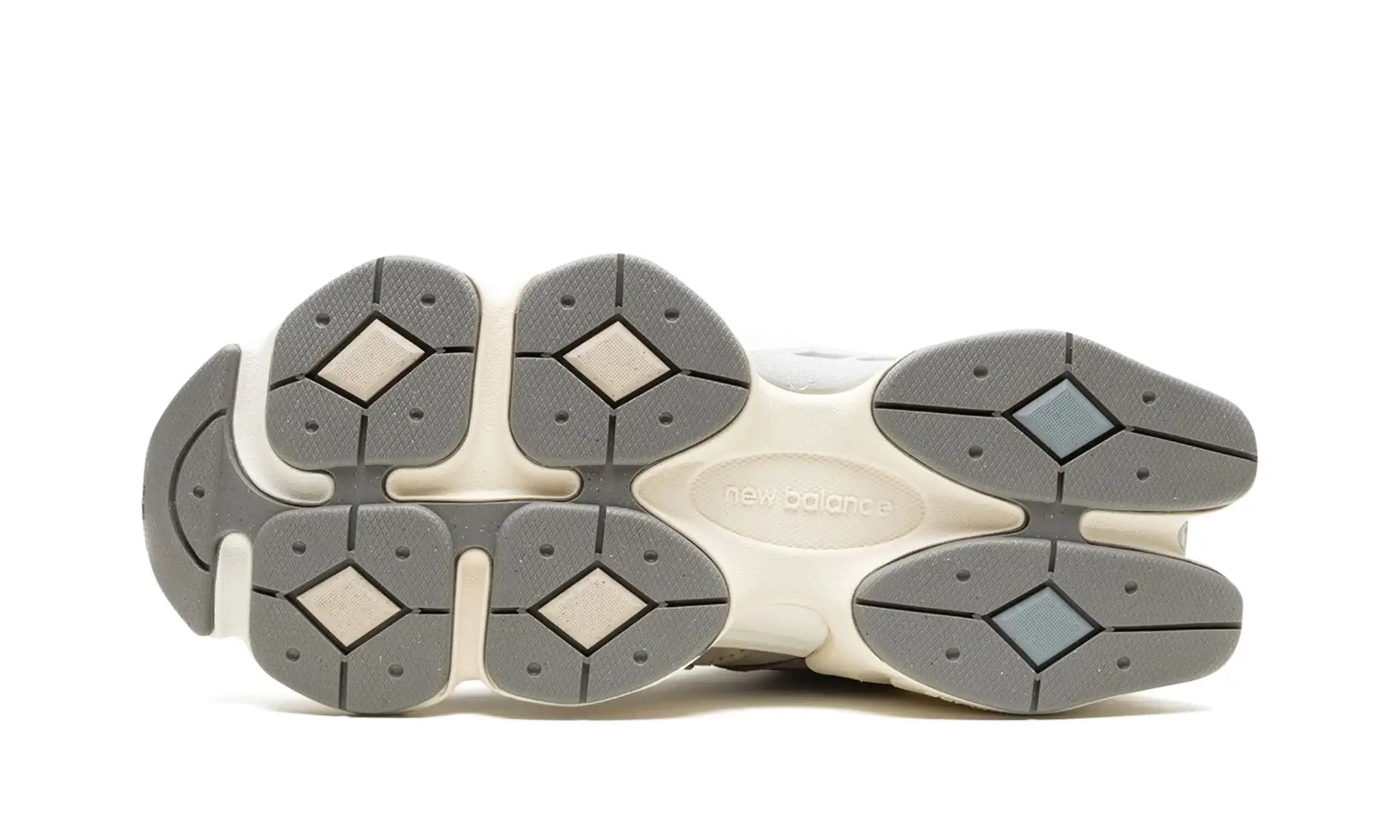 Tênis New Balance 9060 "Sea Salt Blue" Bege / Azul - U9060MUS