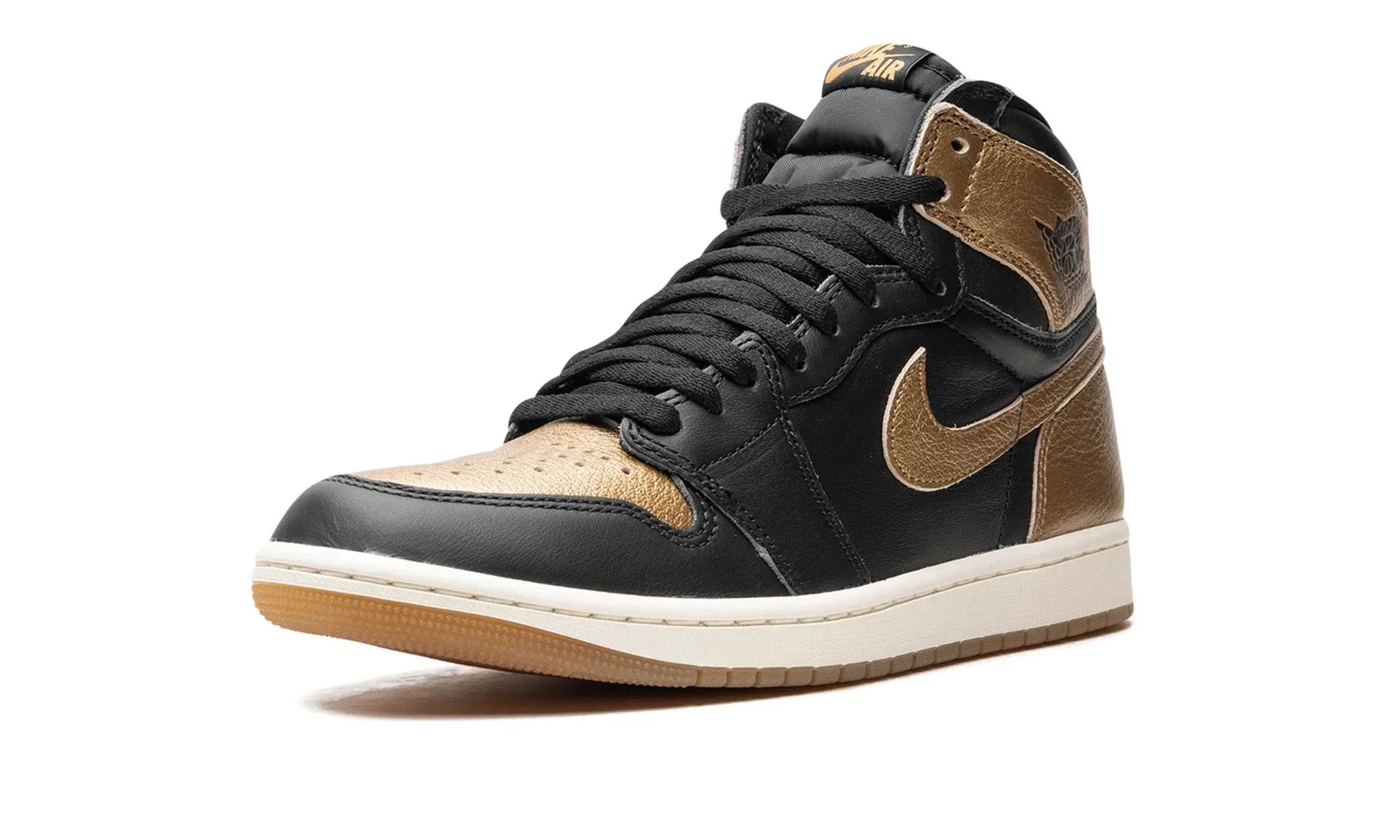 Tênis Air Jordan 1 High "Metallic Gold" Preto / Dourado - DZ5485-071