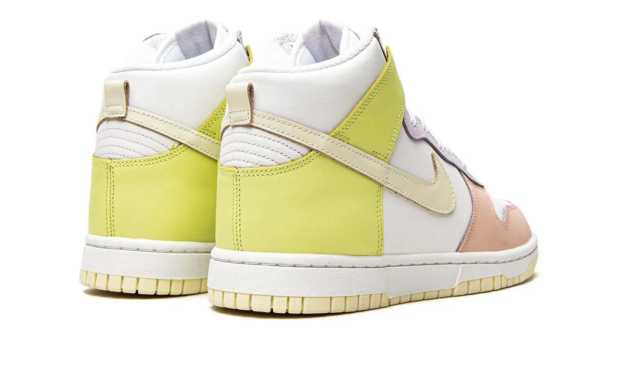 Tênis Nike Dunk High Feminino "Lemon Twist" - DD1869-108