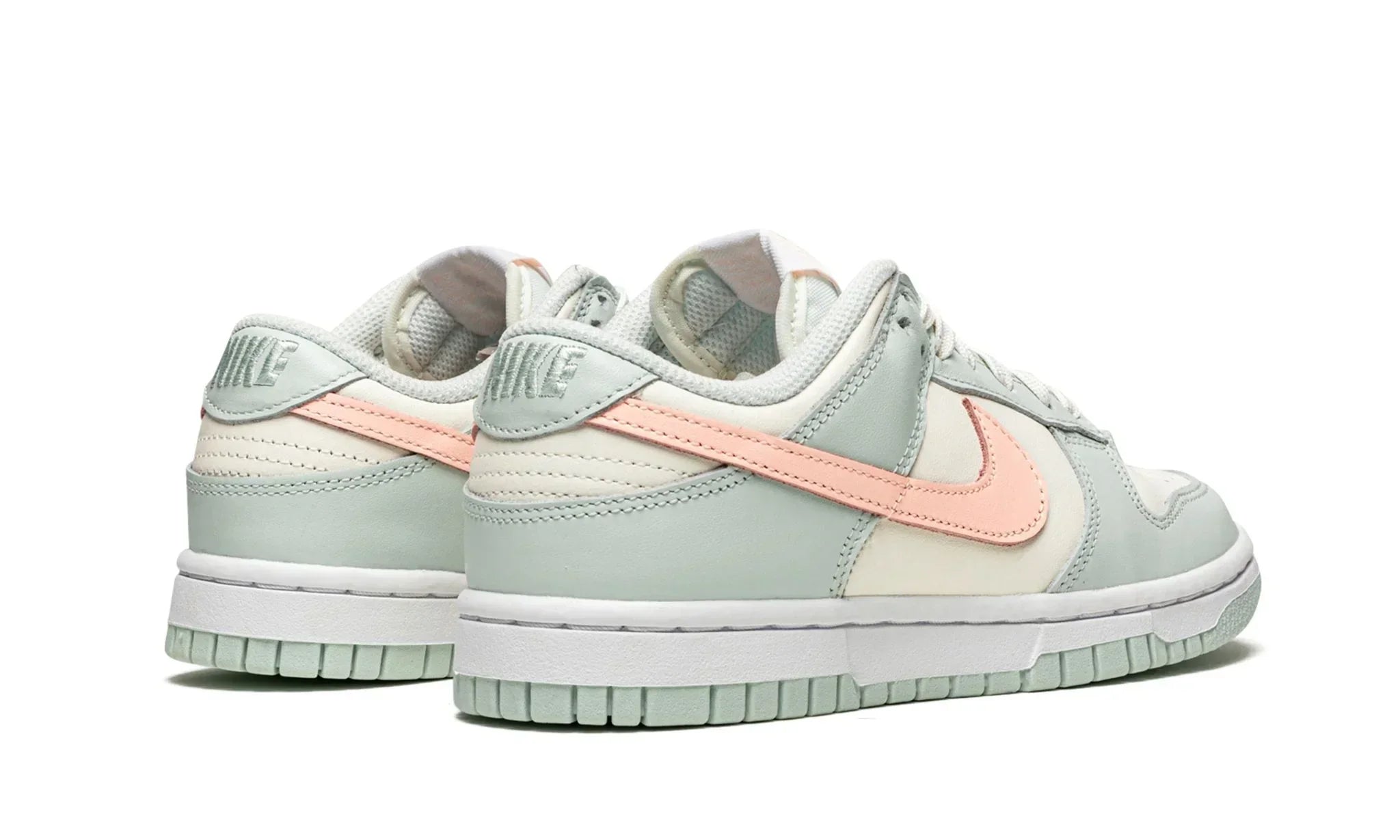 Tênis Nike Dunk Low Feminino "Barely Green" Verde - DD1503-104