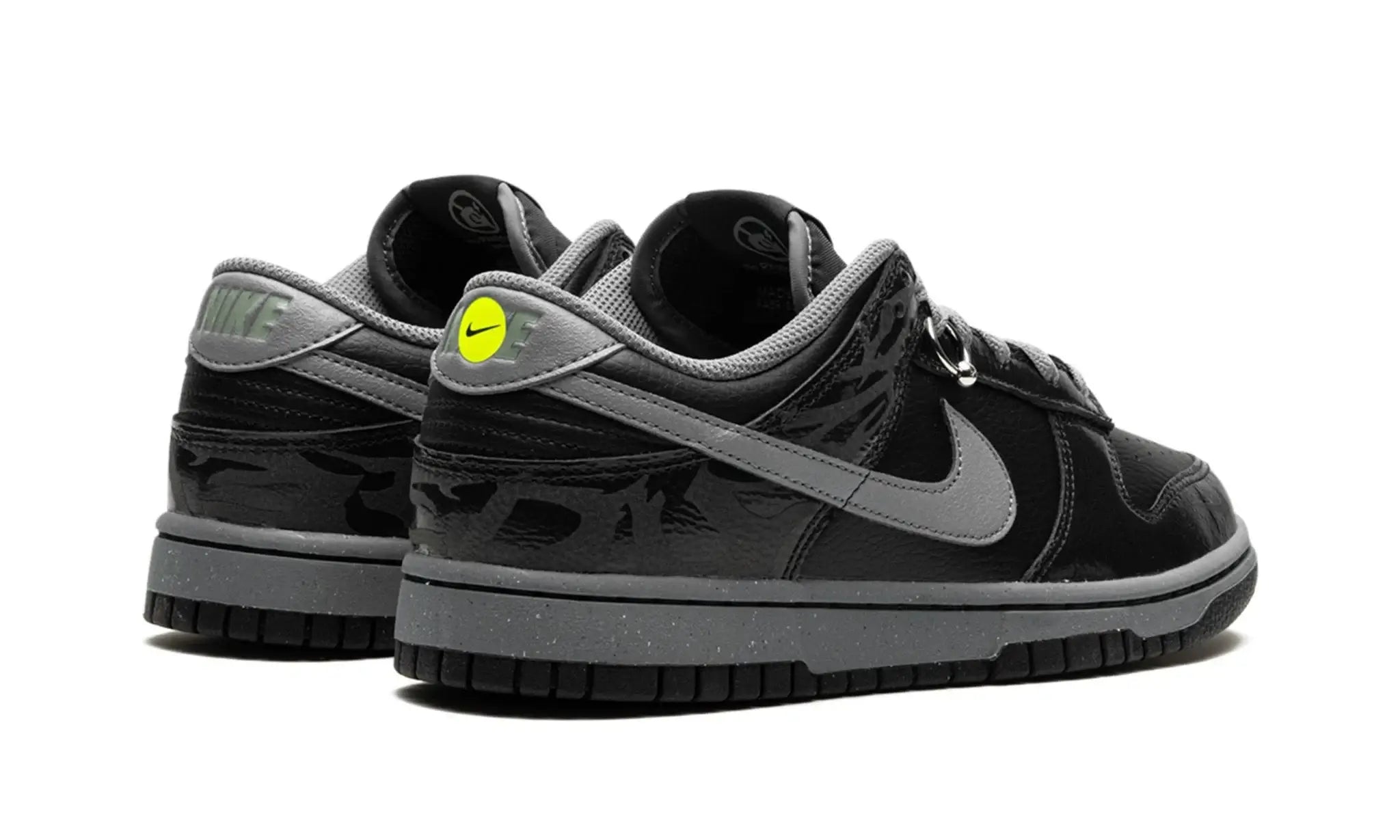 Tênis Nike Dunk Low "Berlin" Preto - FZ3053-001
