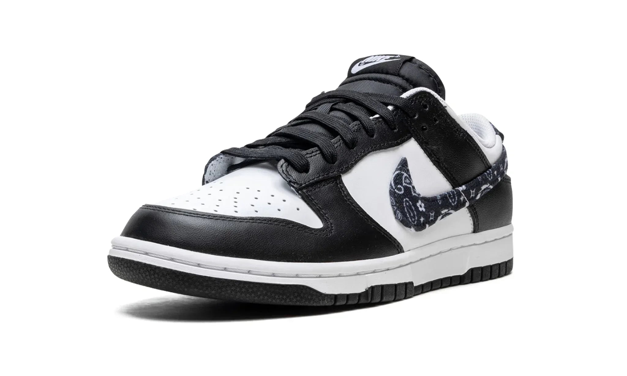 Tênis Nike Dunk Low Feminino "Black Paisley" Preto / Branco - DH4401-100