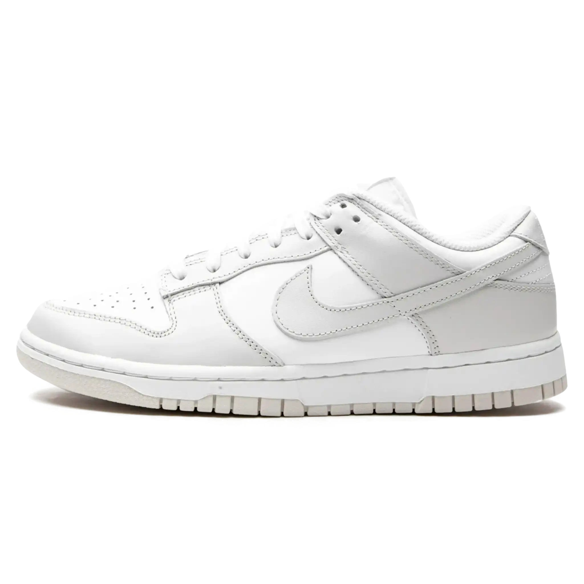 Tênis Nike Dunk Low Feminino "Photon Dust" Cinza - DD1503-103