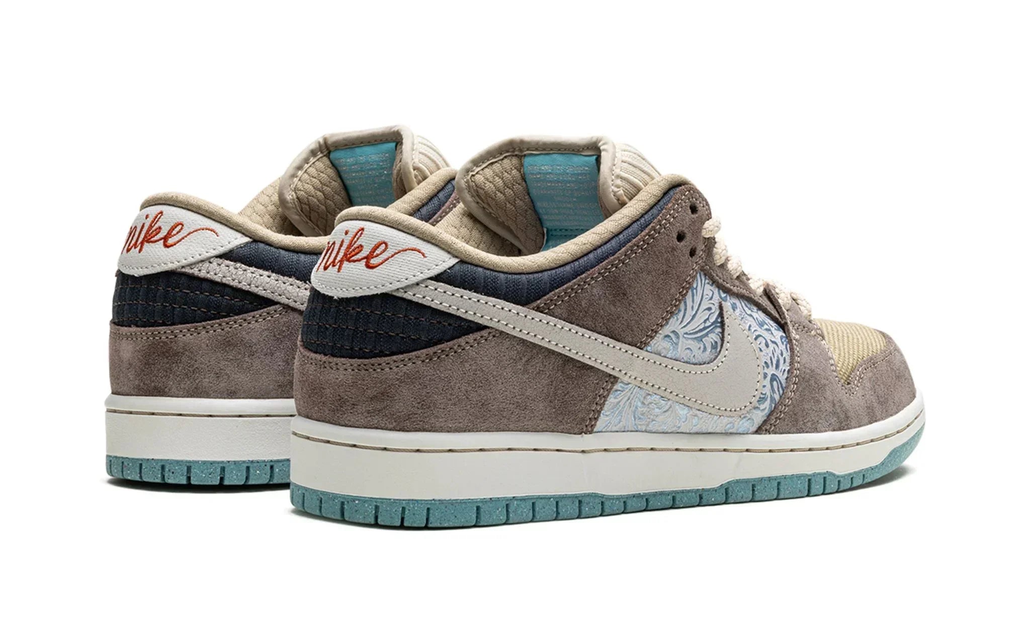 Tênis Nike Dunk Low SB "Big Money Savings" Marrom - FZ3129-200