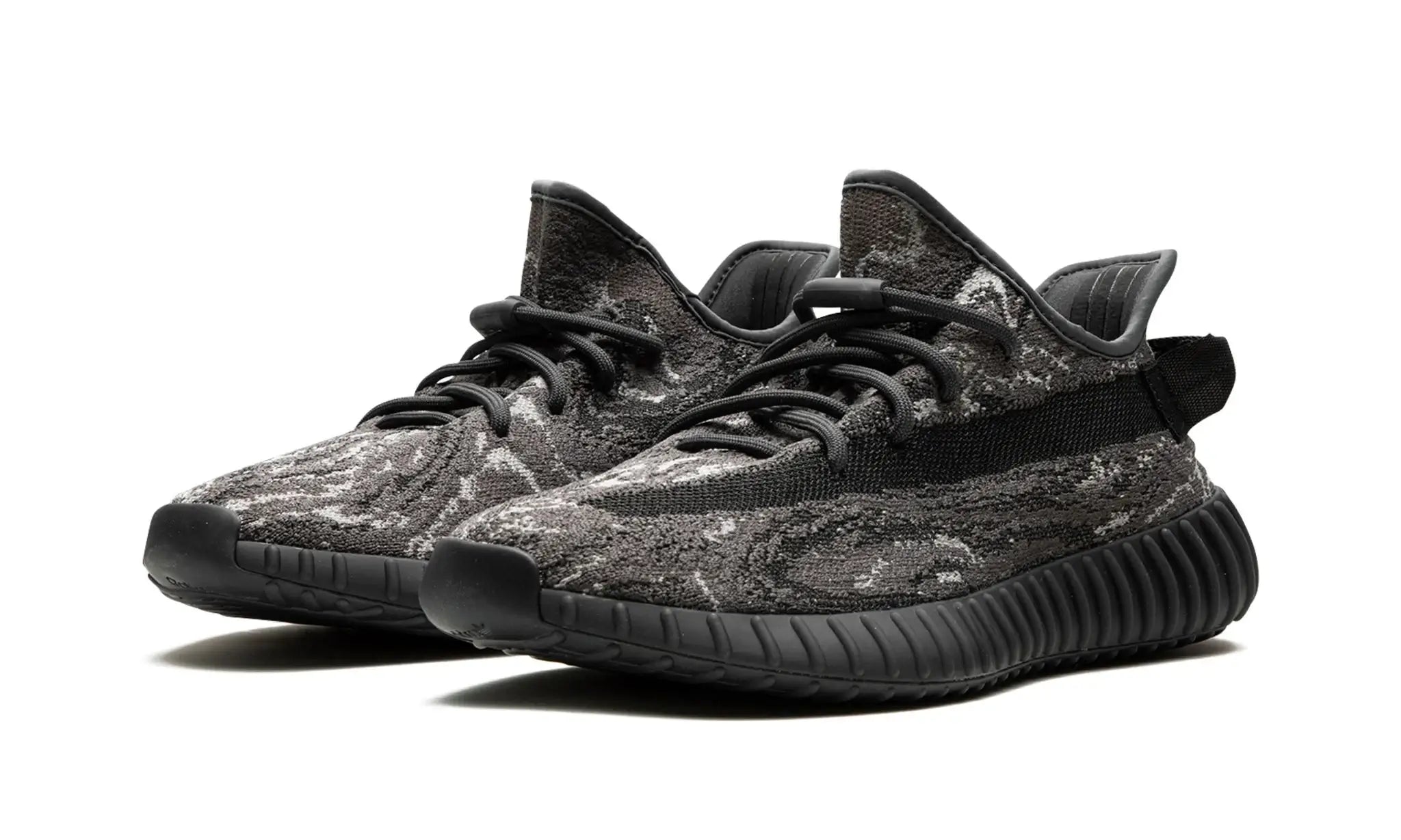 Tênis Adidas Yeezy Boost 350 v2 'MX Dark Salt' - ID4811