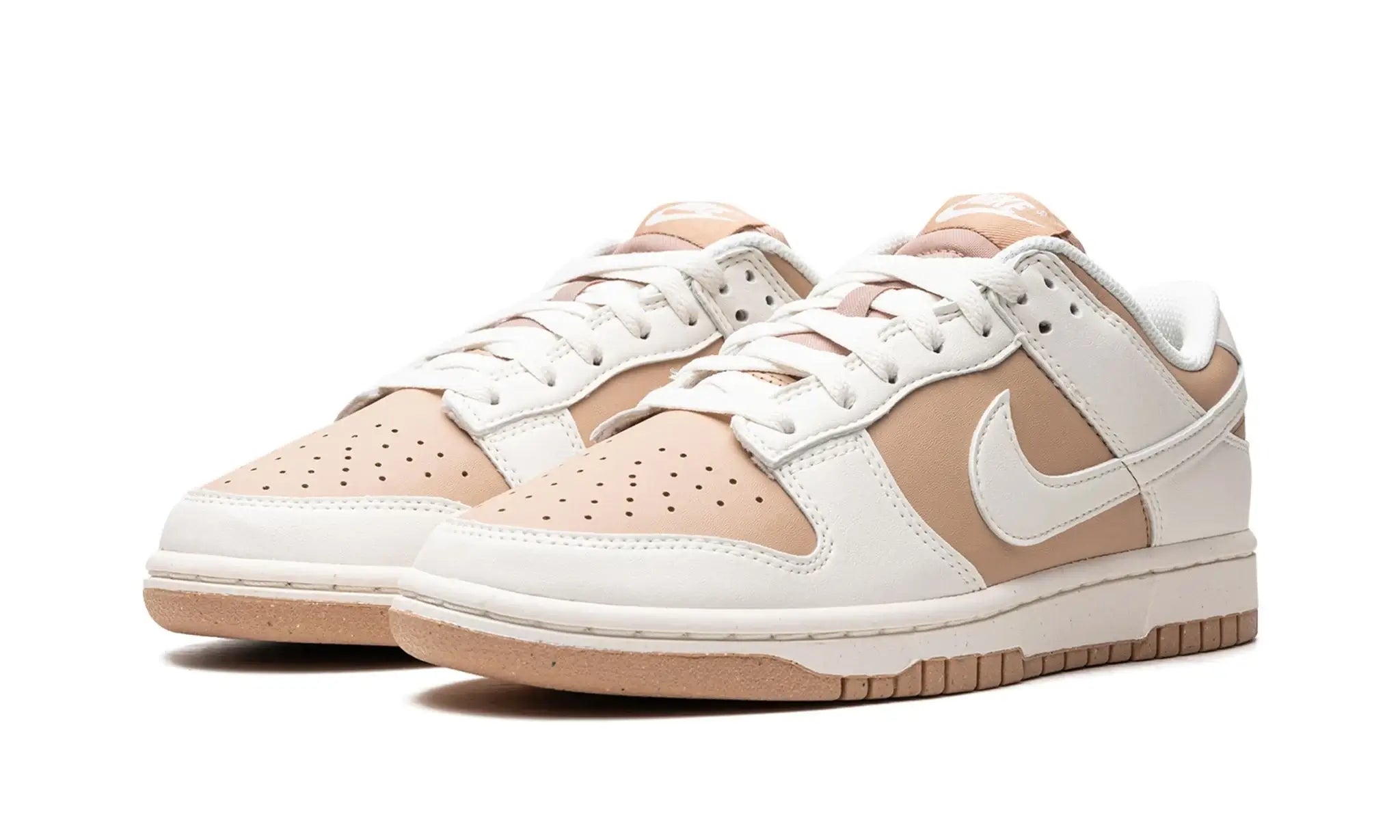 Tênis Nike Dunk Low Feminino Next Nature "Better Hemp" Bege - DD1873-200